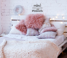 Load image into Gallery viewer, room decor