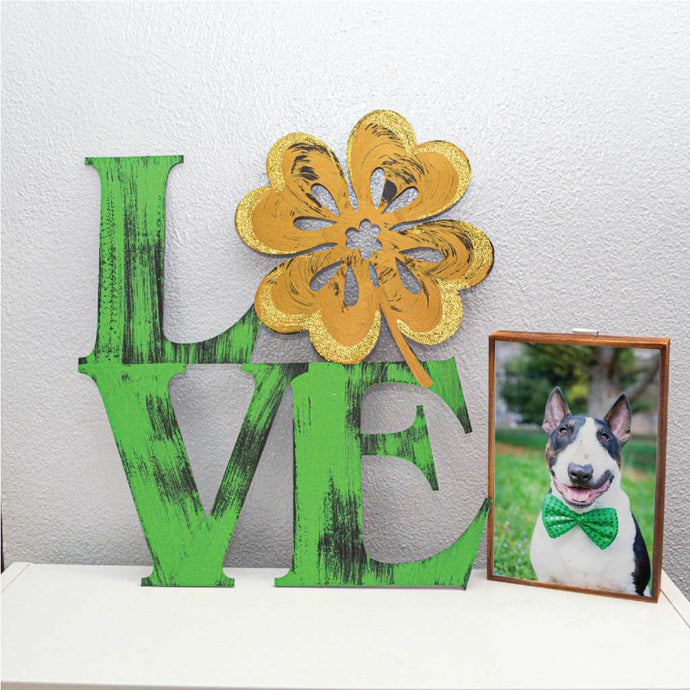 St. Patrick's Day LOVE Wall Decor